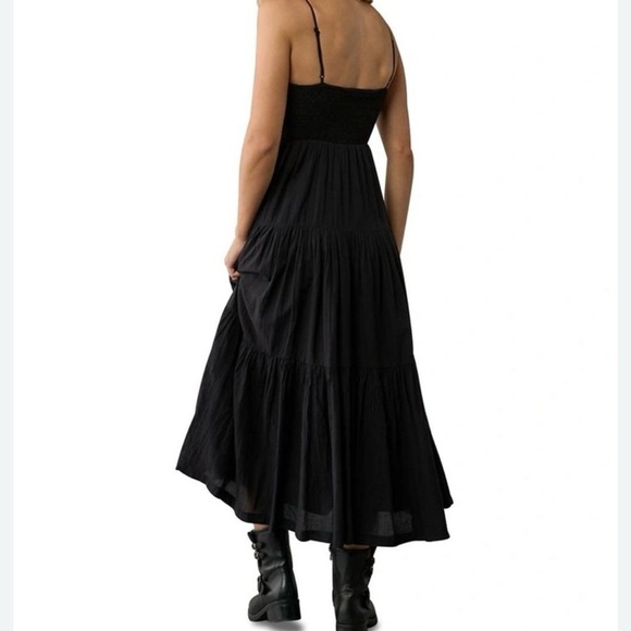 American Eagle XL Black Smocked Tiered Maxi Dress Lined Spaghetti Straps Pockets - Picture 2 of 15